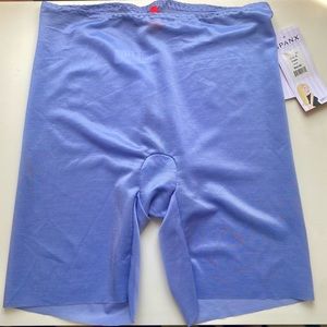 Spanx NWT Skinny Britches Blue Haze Shorts Small